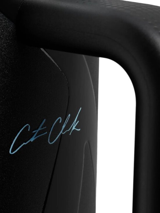 Stanley 1913 x Caitlin Clark Quencher® ProTour Flip Straw Tumbler | 40 OZ - Picture 4 of 5